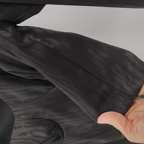 Zara Black Crop Top Size Small Long Sleeve Zip Side With Cups - Picture 8 of 8